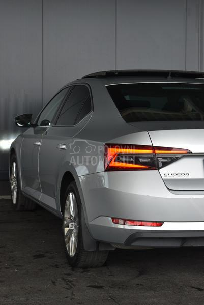 Škoda Superb 1.4 TSI Ambition DSG