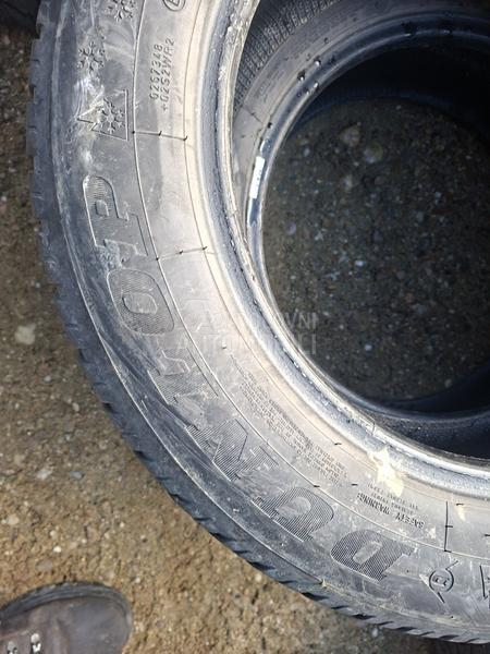 Dunlop 185/65 R15 Zimska