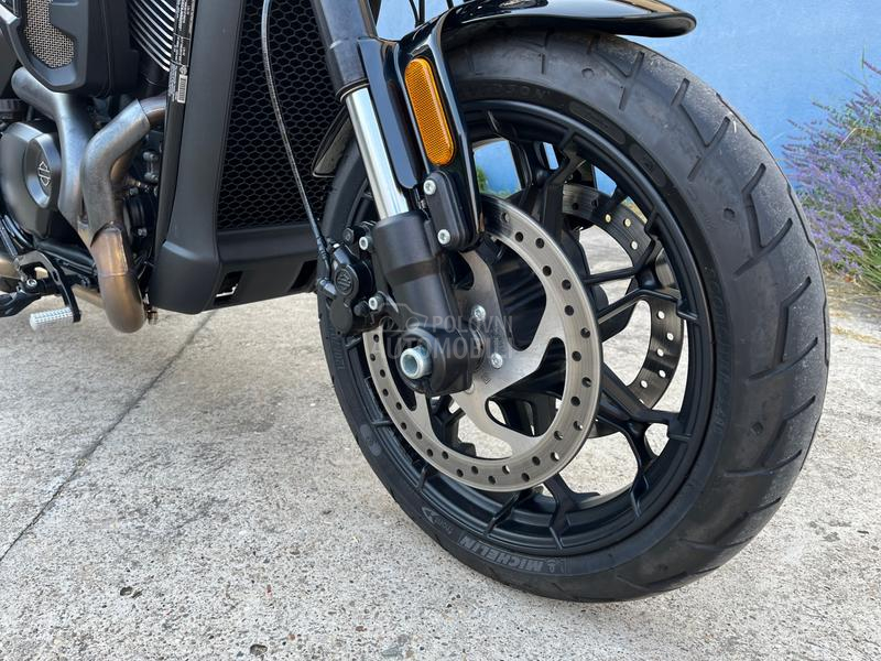 Harley Davidson Street  Zimsko snizenje