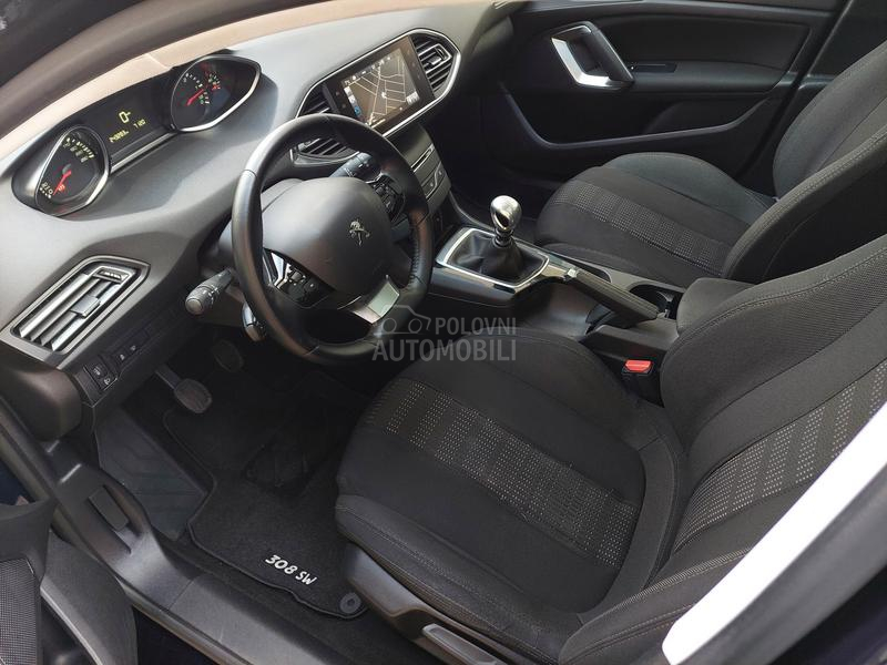 Peugeot 308 1.6HDI / F U L L/