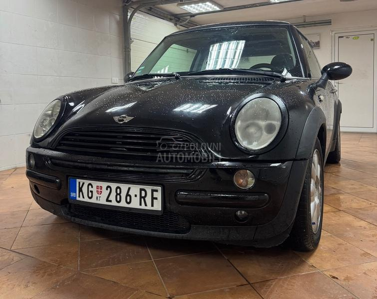MINI Cooper 