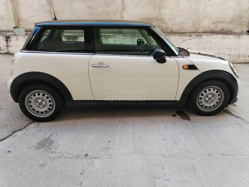 MINI One 1.6