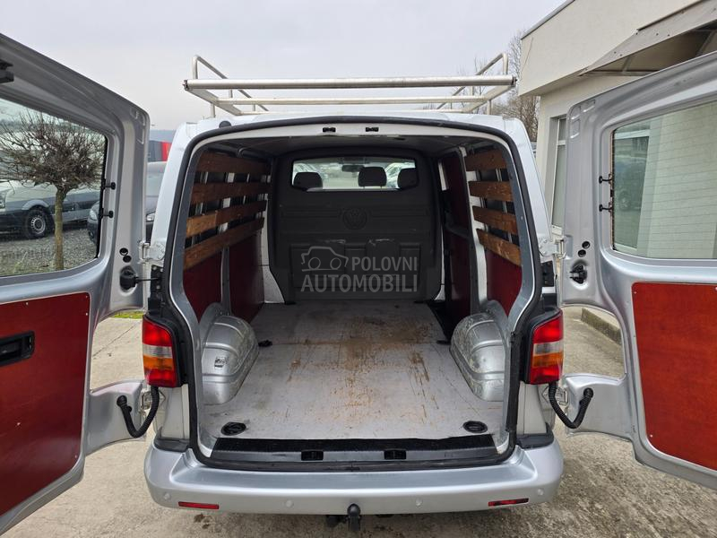 Volkswagen Transporter T5 1.9TDI