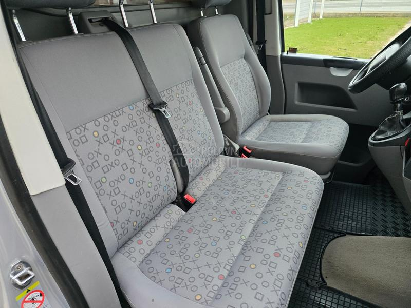 Volkswagen Transporter T5 1.9TDI