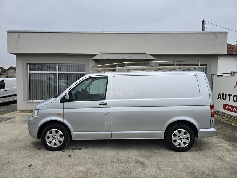 Volkswagen Transporter T5 1.9TDI