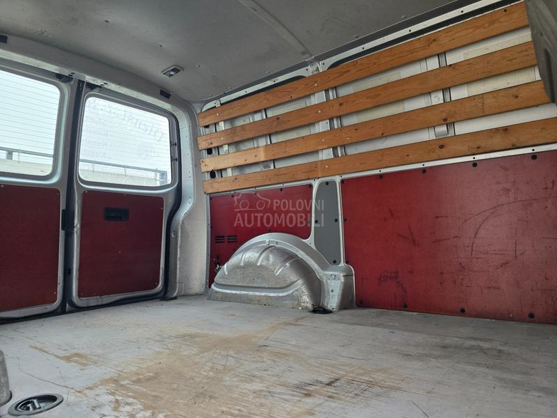 Volkswagen Transporter T5 1.9TDI