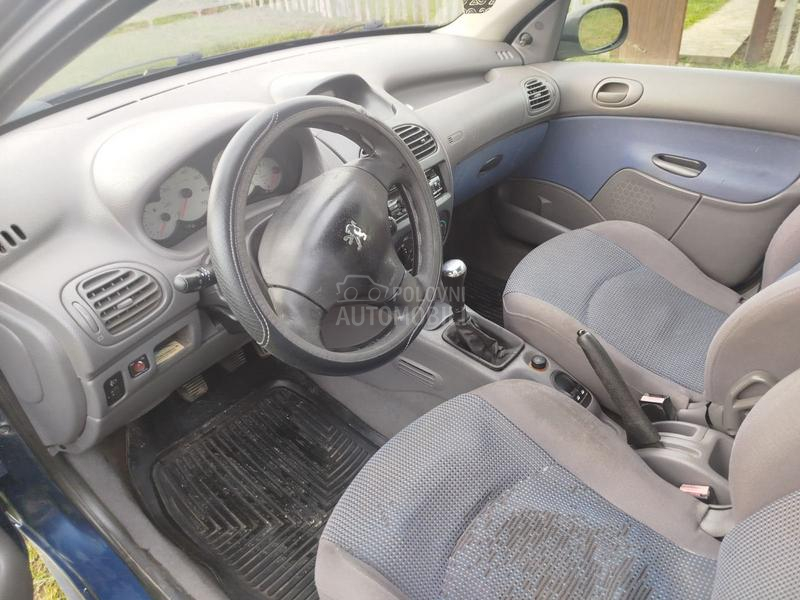 Peugeot 206 