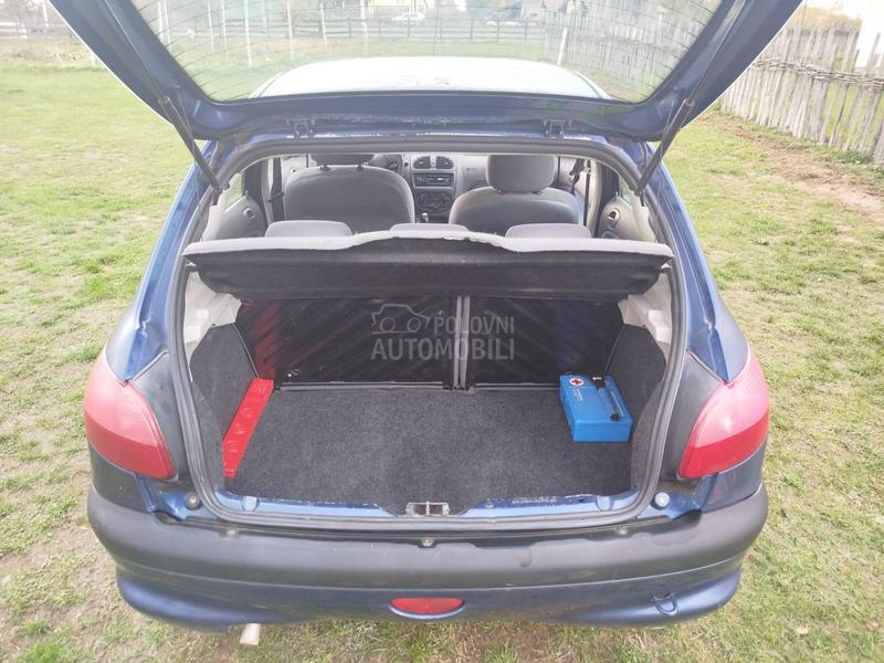 Peugeot 206 