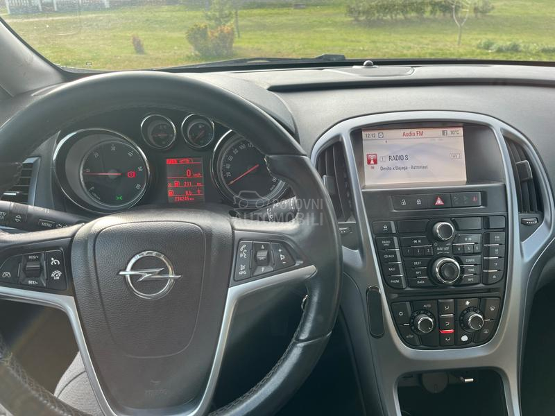 Opel Astra J 1.7 cdti restyling