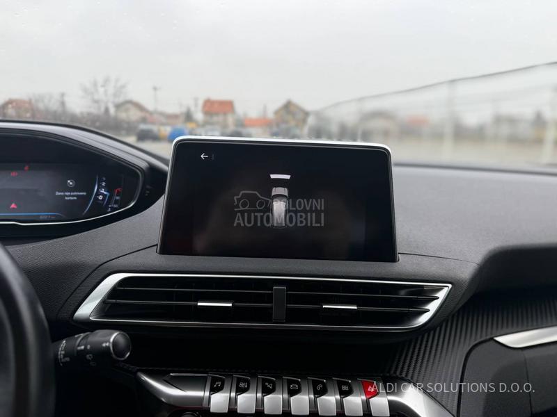 Peugeot 3008 1.2 Puretech