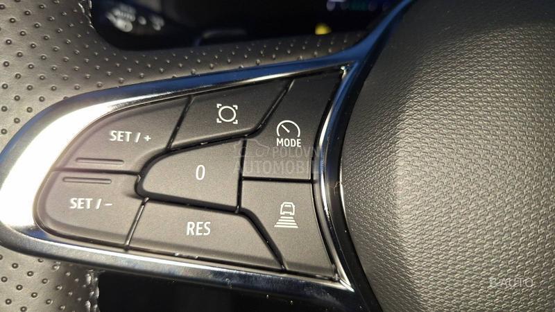 Renault Captur 1.3 TECHNO 140 EDC