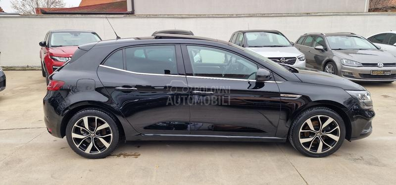 Renault Megane BOSE F U L L