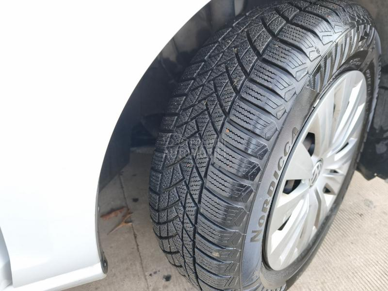 Volkswagen Golf 7 1.6TDI RESTY/LED