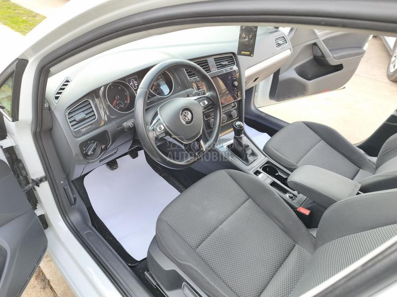 Volkswagen Golf 7 1.6TDI RESTY/LED
