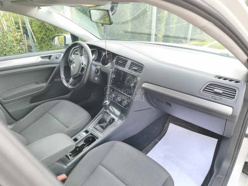 Volkswagen Golf 7 1.6TDI RESTY/LED