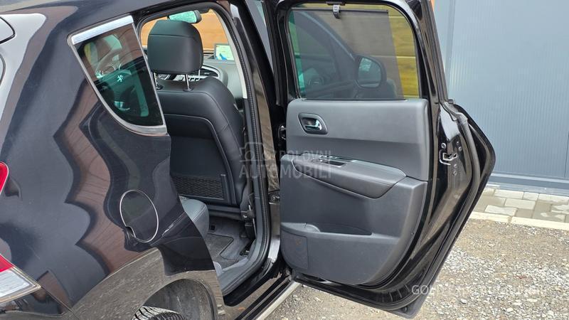 Peugeot 3008 1.2 B.E.N.Z GT LINE