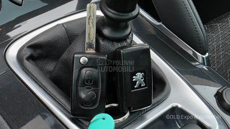 Peugeot 3008 1.2 B.E.N.Z GT LINE