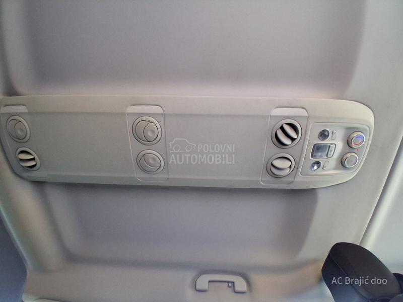 Opel Vivaro 2.0D 145KS MT6