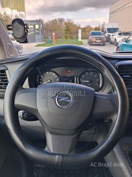 Opel Vivaro 2.0D 145KS MT6