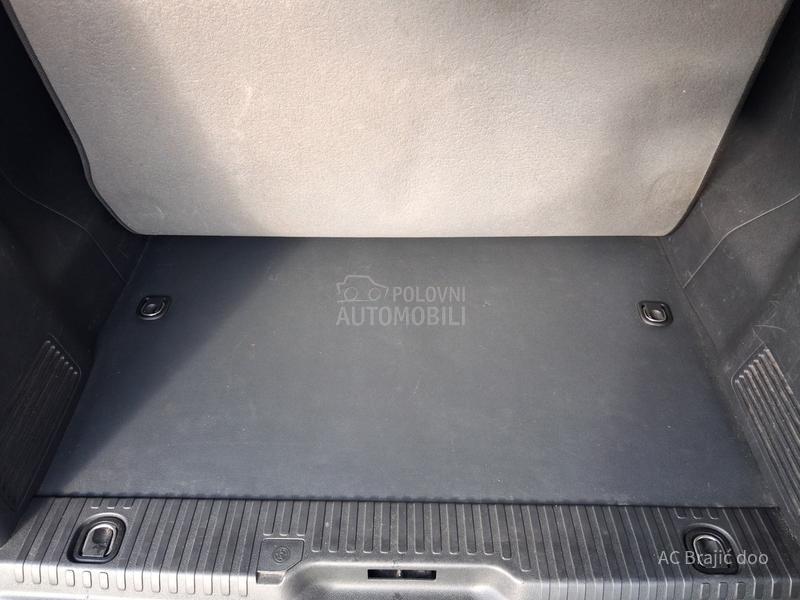 Opel Vivaro 2.0D 145KS MT6