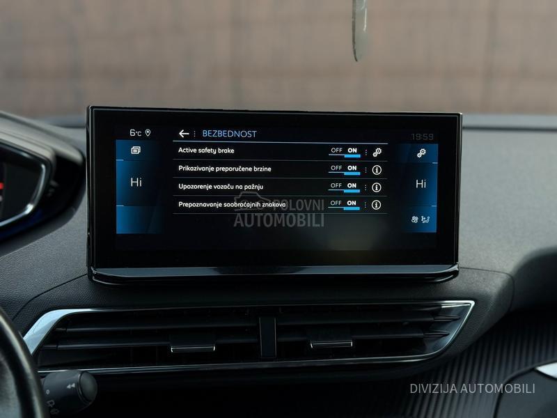 Peugeot 5008 Auto/Kamera/7sed