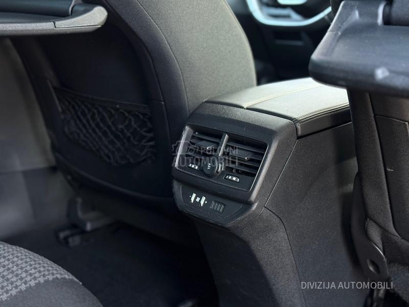 Peugeot 5008 Auto/Kamera/7sed