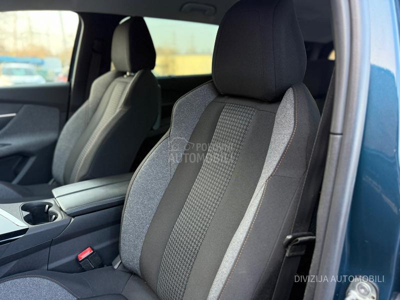 Peugeot 5008 Auto/Kamera/7sed