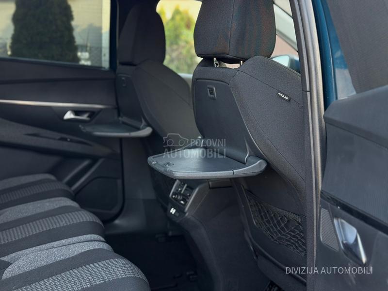 Peugeot 5008 Auto/Kamera/7sed