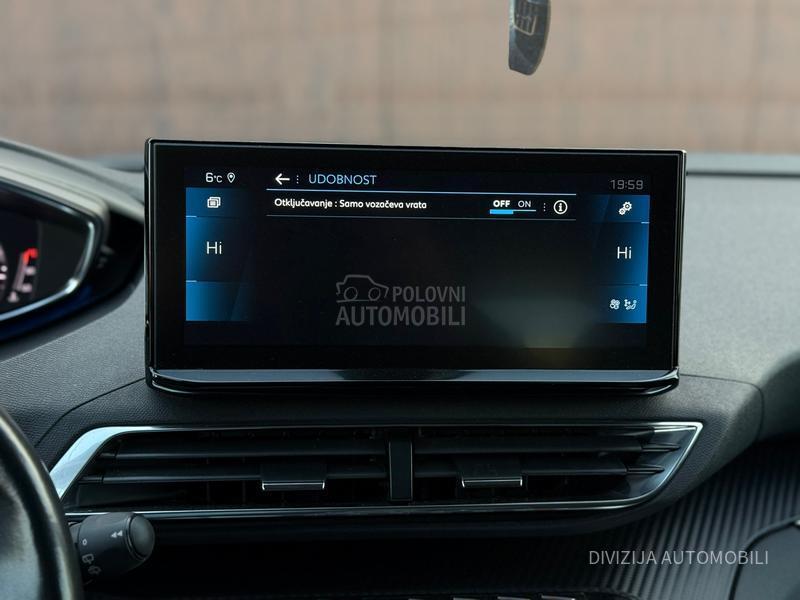 Peugeot 5008 Auto/Kamera/7sed