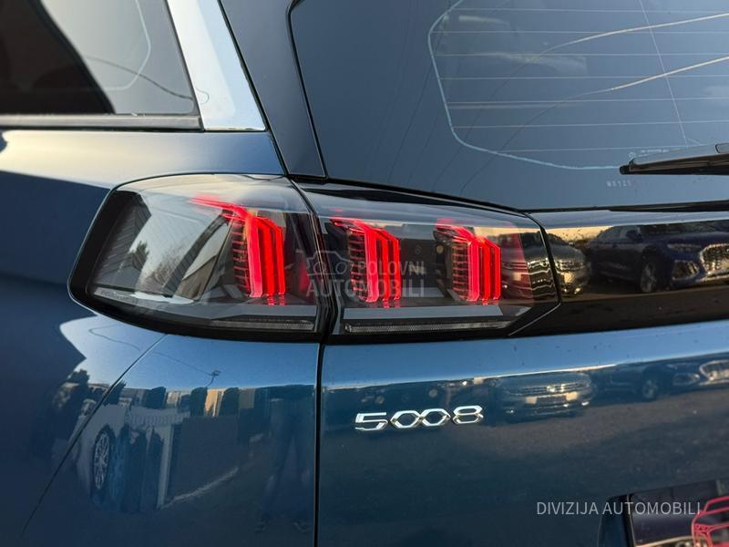 Peugeot 5008 Auto/Kamera/7sed