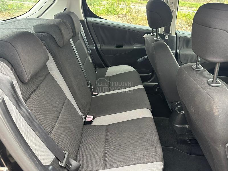 Peugeot 207 1.4b