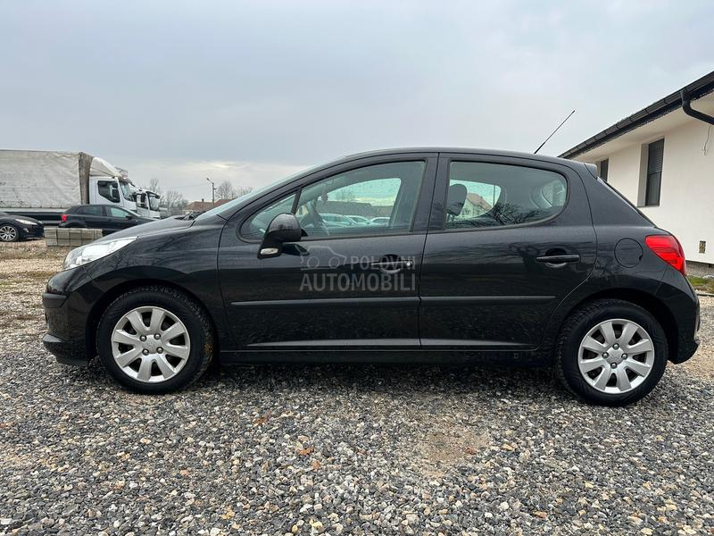 Peugeot 207 1.4b