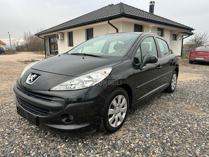 Peugeot 207 1.4b
