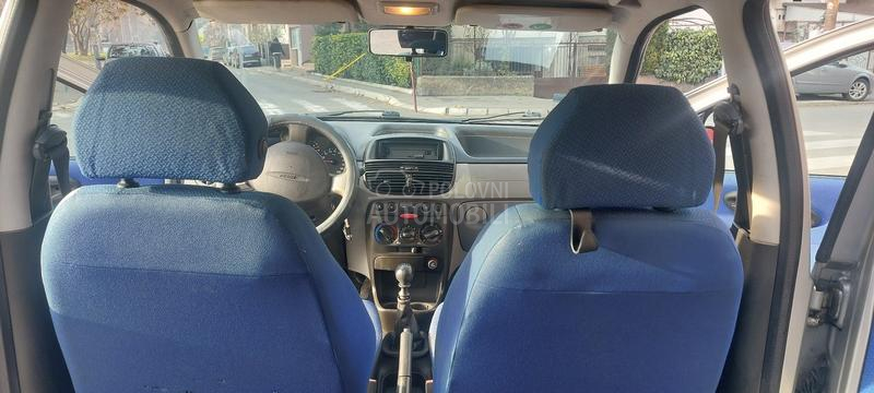 Fiat Punto 1.2 8v