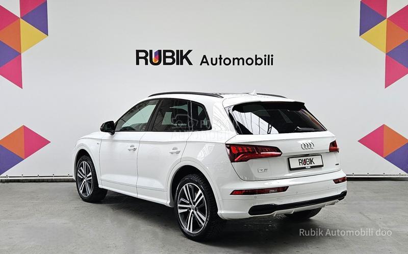 Audi Q5 2.0TDI S lineBlack Q