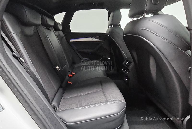 Audi Q5 2.0TDI S lineBlack Q