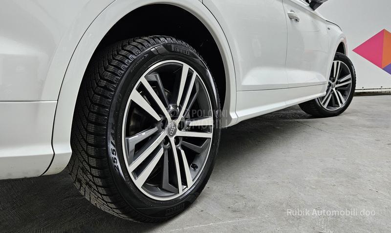 Audi Q5 2.0TDI S lineBlack Q