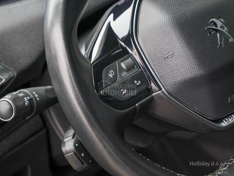 Peugeot 3008 1.2PureTech Allure