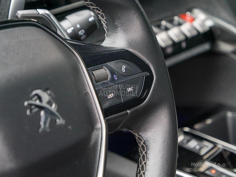 Peugeot 3008 1.2PureTech Allure