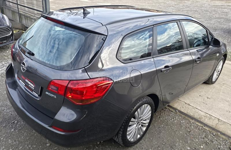 Opel Astra J 1.3 CDTI N.A.V.I