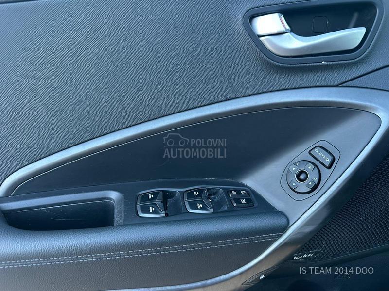 Hyundai Santa Fe 2.2CRDI PREMIUM 4WD