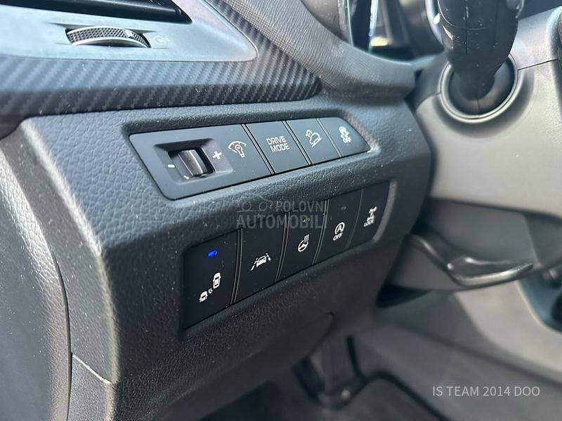 Hyundai Santa Fe 2.2CRDI PREMIUM 4WD