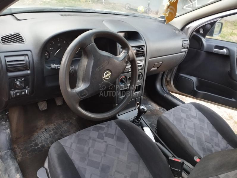 Opel Astra G 