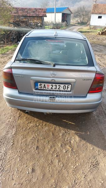 Opel Astra G 1.7 G