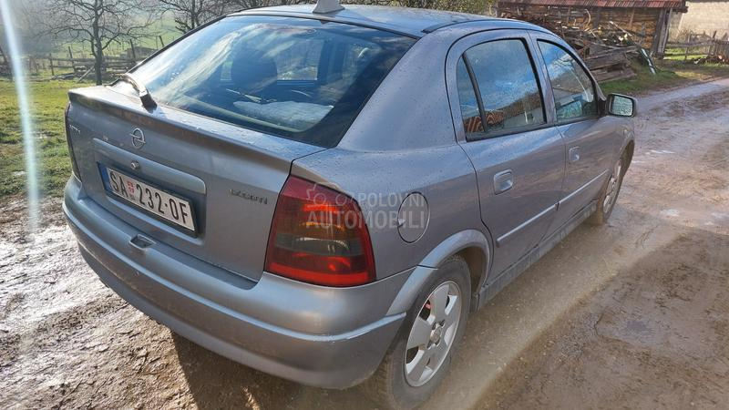 Opel Astra G 1.7 G