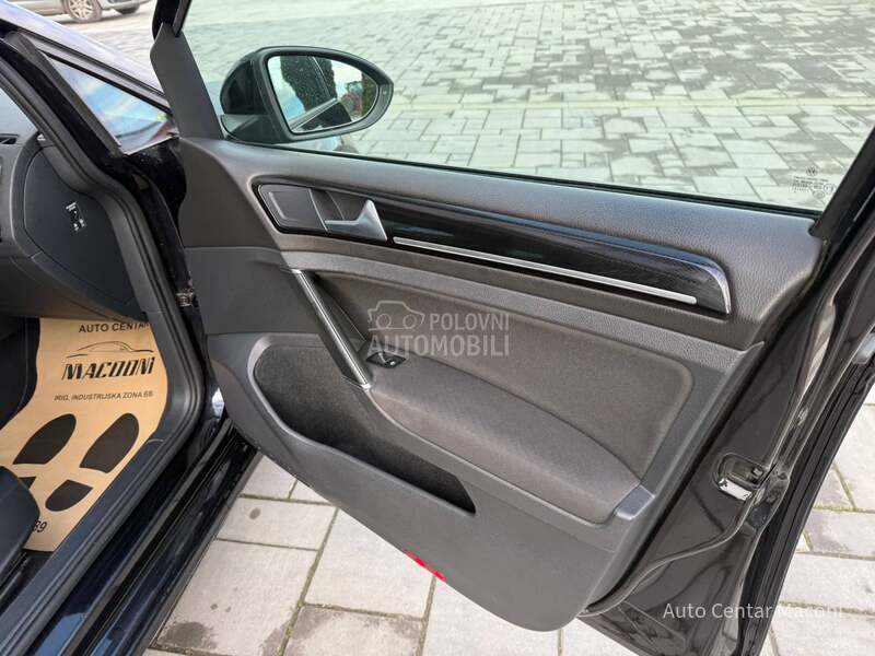 Volkswagen Golf 7 1.6 tdi highline