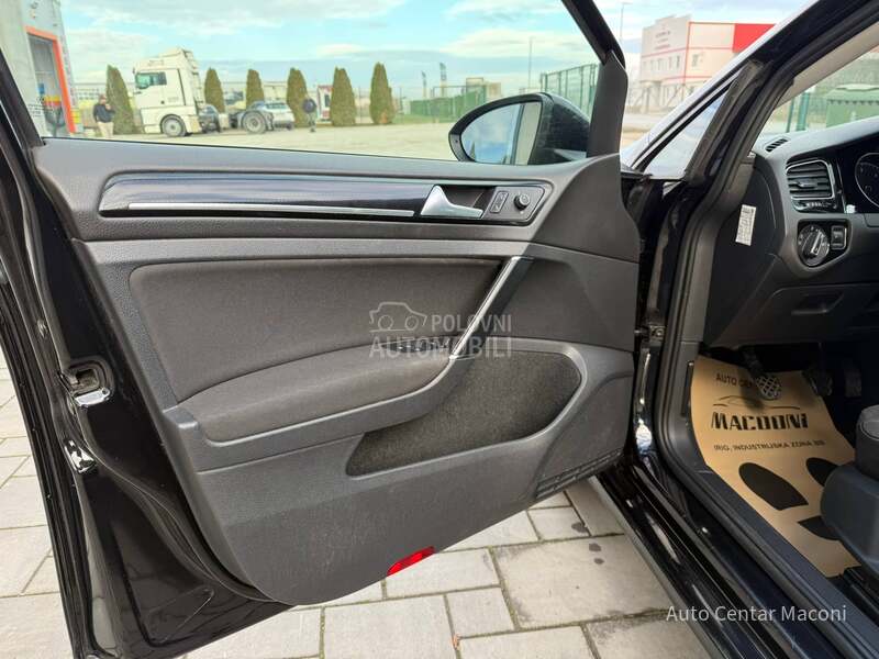 Volkswagen Golf 7 1.6 tdi highline