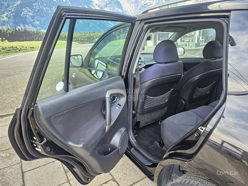 Toyota RAV 4 4x4 2.0d4d