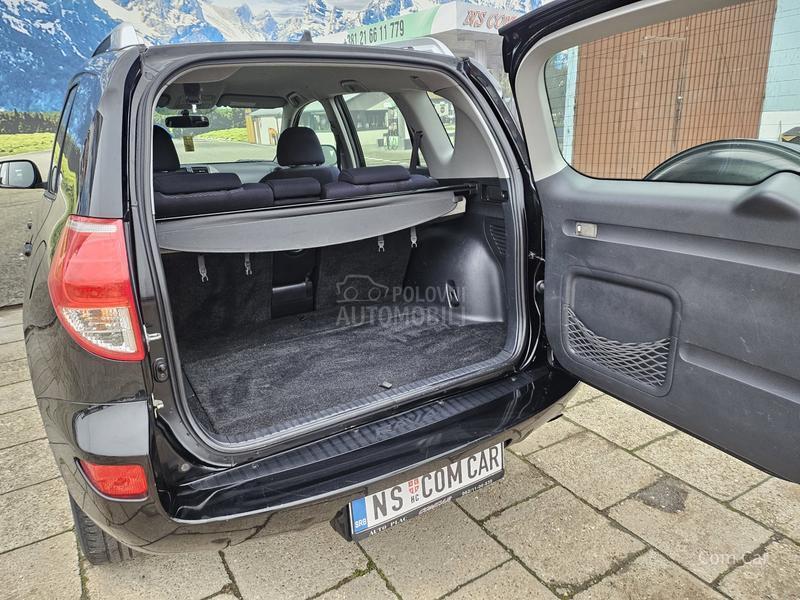 Toyota RAV 4 4x4 2.0d4d