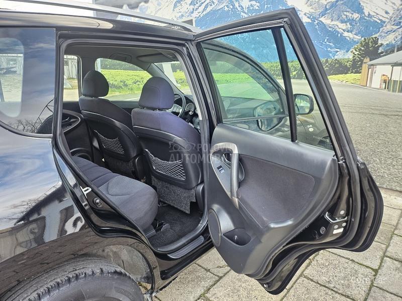 Toyota RAV 4 4x4 2.0d4d